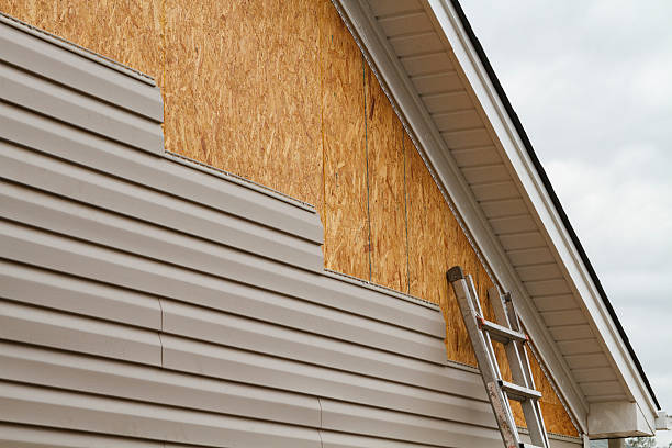 24/7 Emergency Vinyl Siding experts in Huntingdon, TN